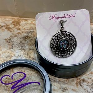 Magnabilities pendant